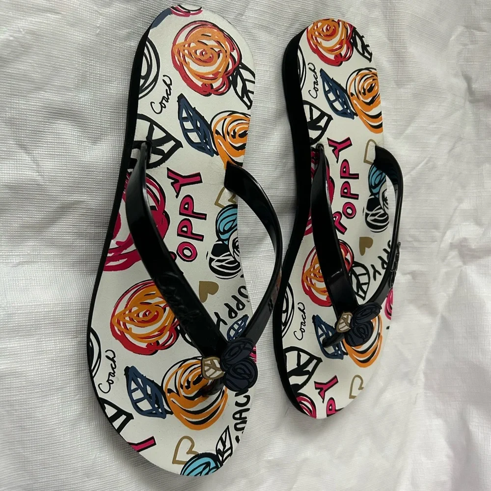 Coach poppy print flip flops